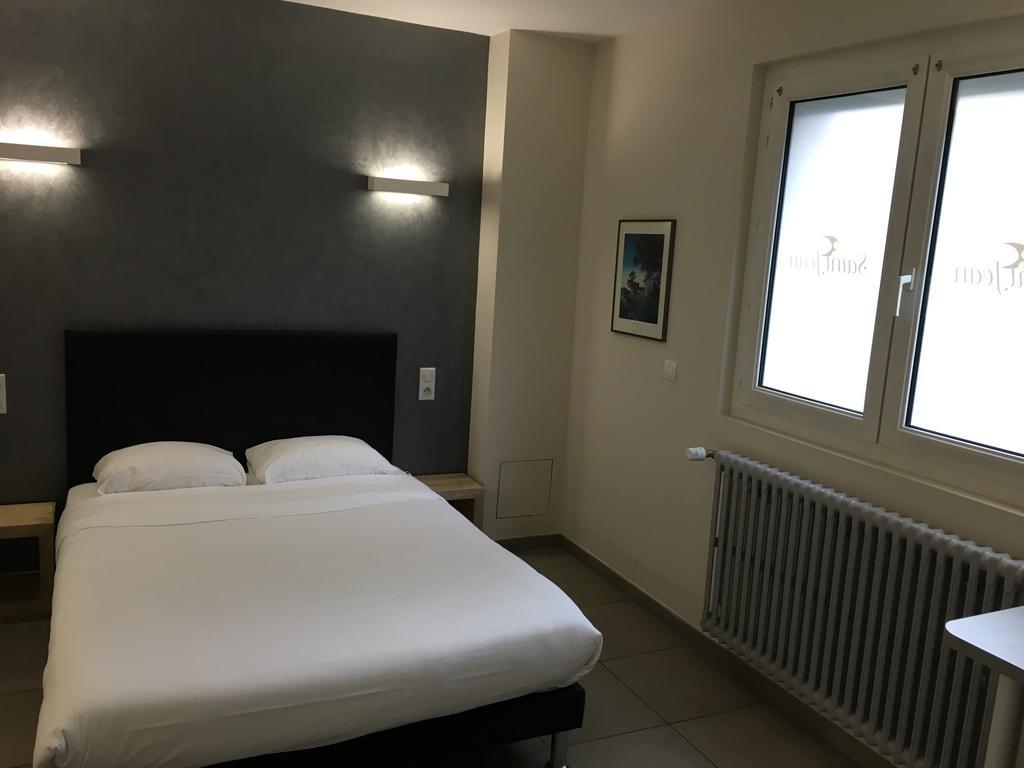 Hotel Saint Jean Бурж Экстерьер фото